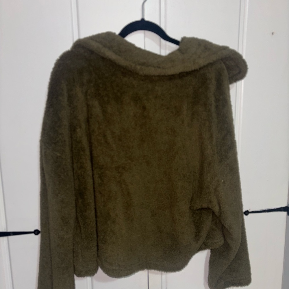 Cozy Olive Green Women's Sweater